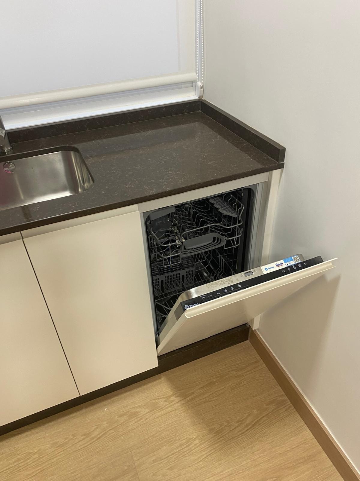 0729e0b1-4187-42fb-8b10-01f1569e5aa1