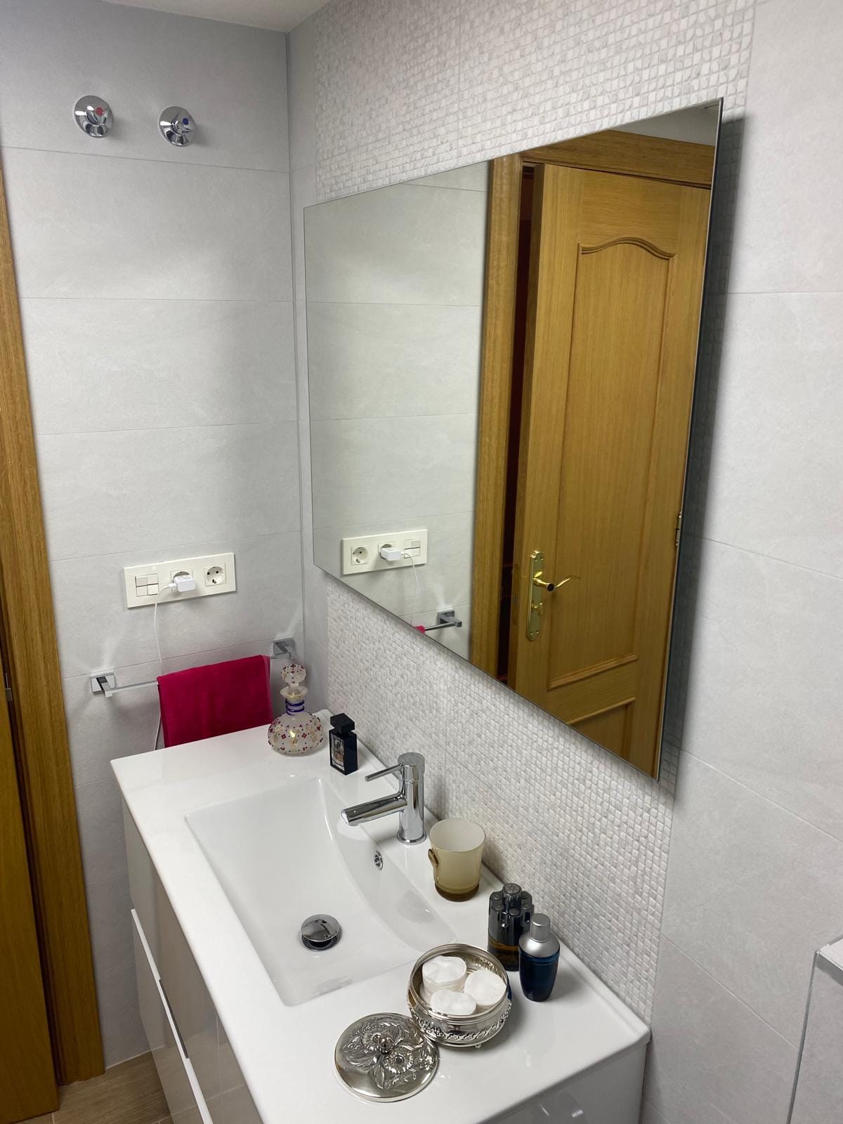 2a2a8227-18cf-4fd2-a0c1-b0bd8927e0a8