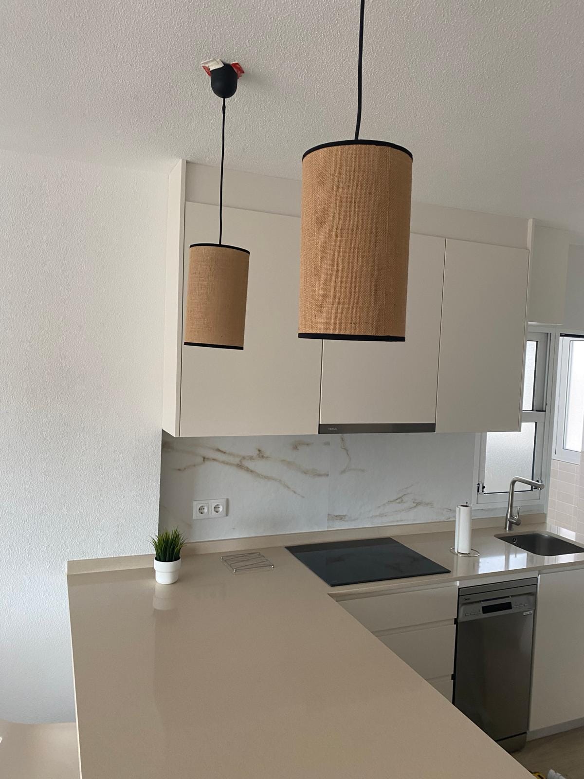 2d7da0ba-48d6-48b8-800c-8312bccd15e1