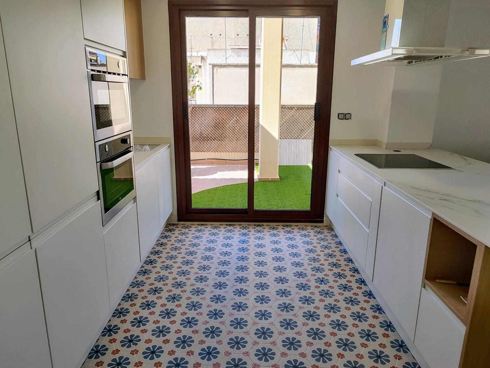 51673df6-ec41-4872-8d01-488660c1d53e