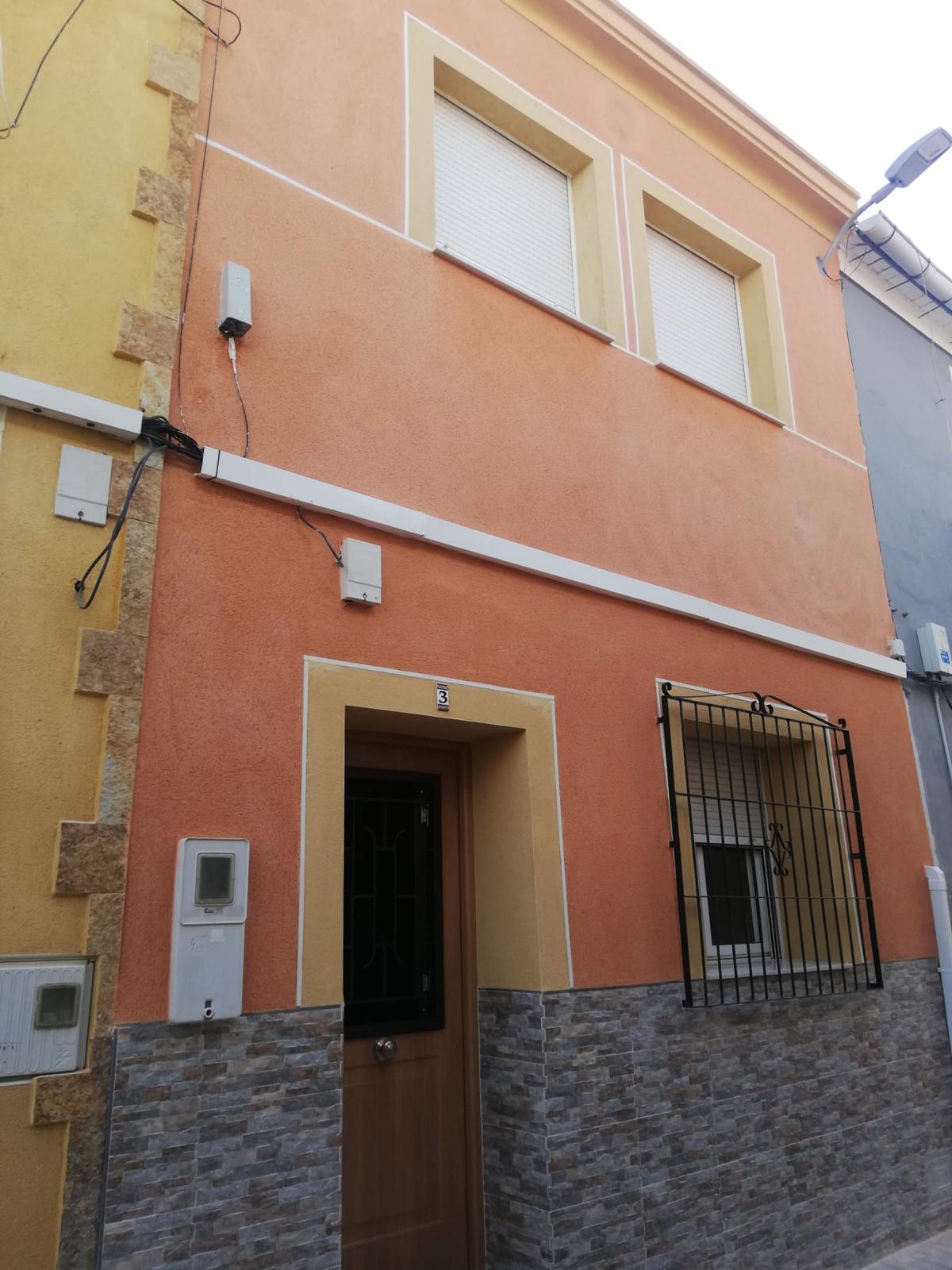 739e6042-87d9-430e-821a-25686a7c11f6