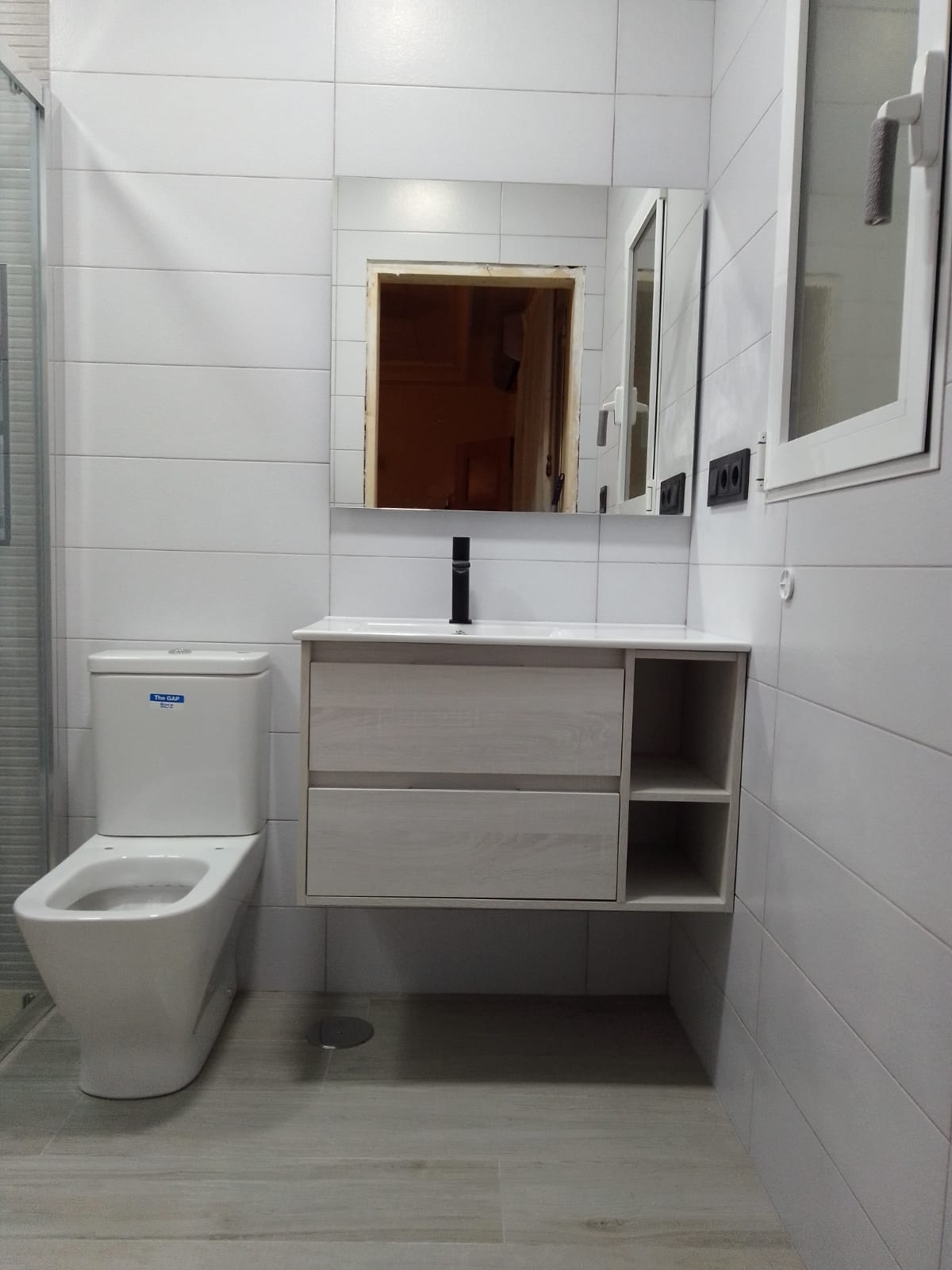 c2209c3d-2e0a-4063-b250-08a7561aa7e8