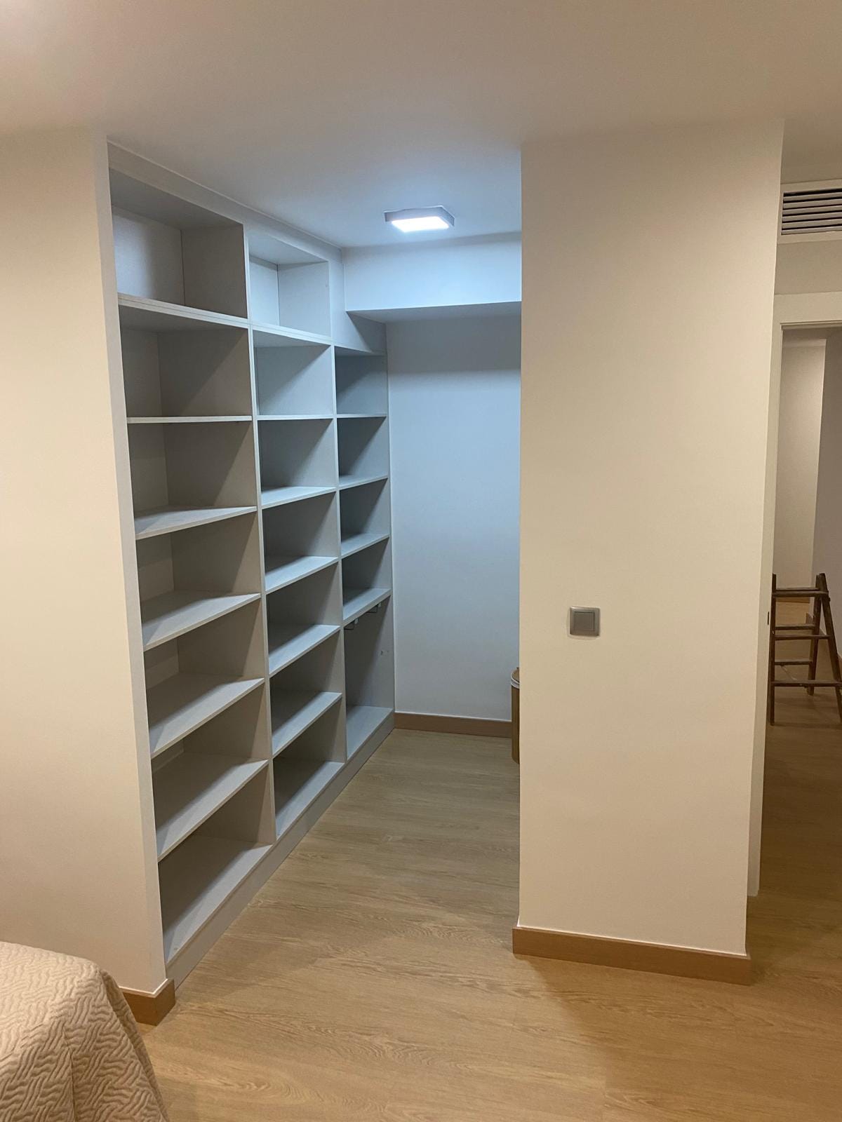 dfce9937-4b98-4442-803d-b16d187e041a(3)